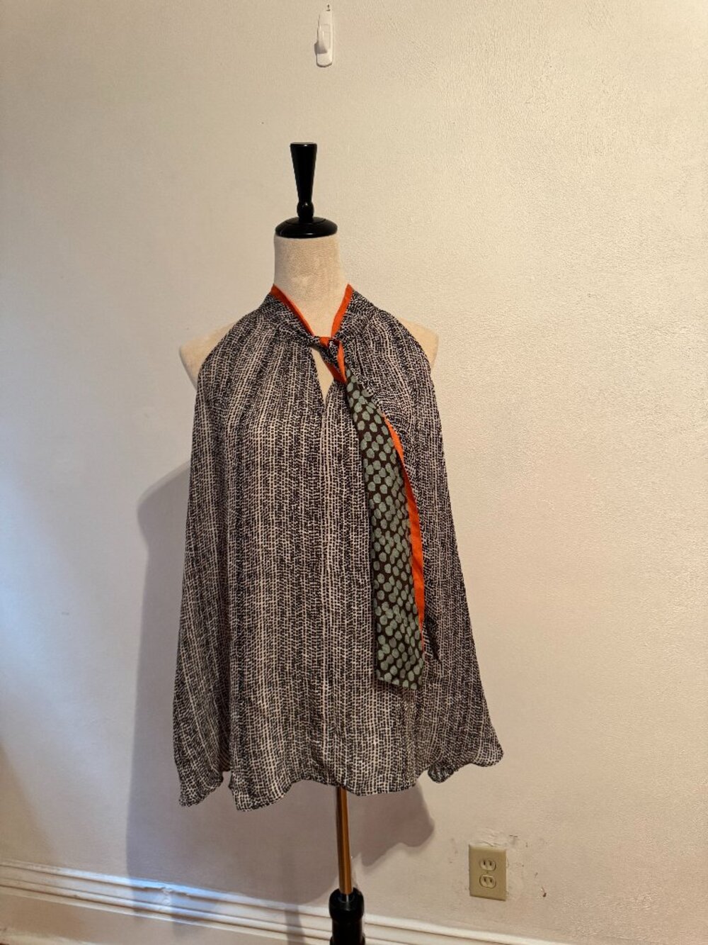 Lola & Sophie Flowy Patterned Blouse – Size S